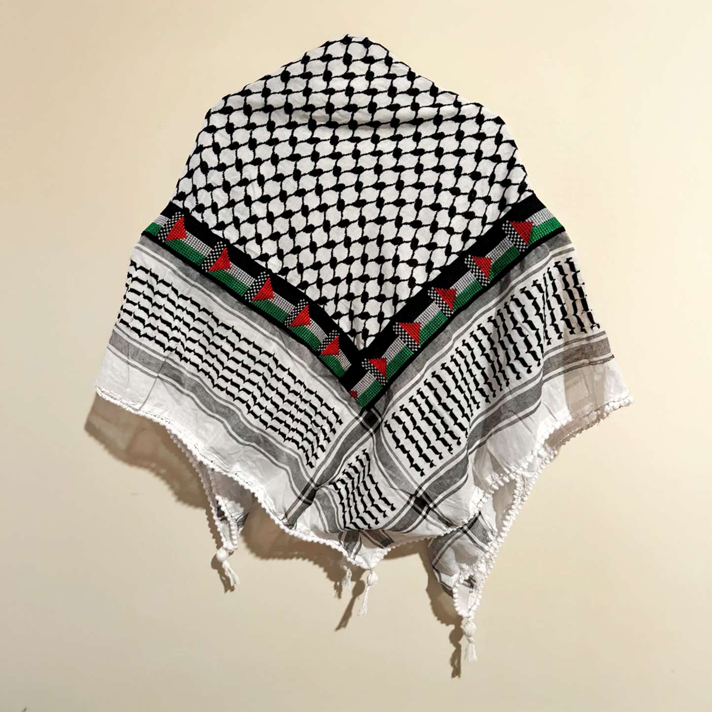 authentic-tatreez-keffiyeh-with-the-palestinian-flag