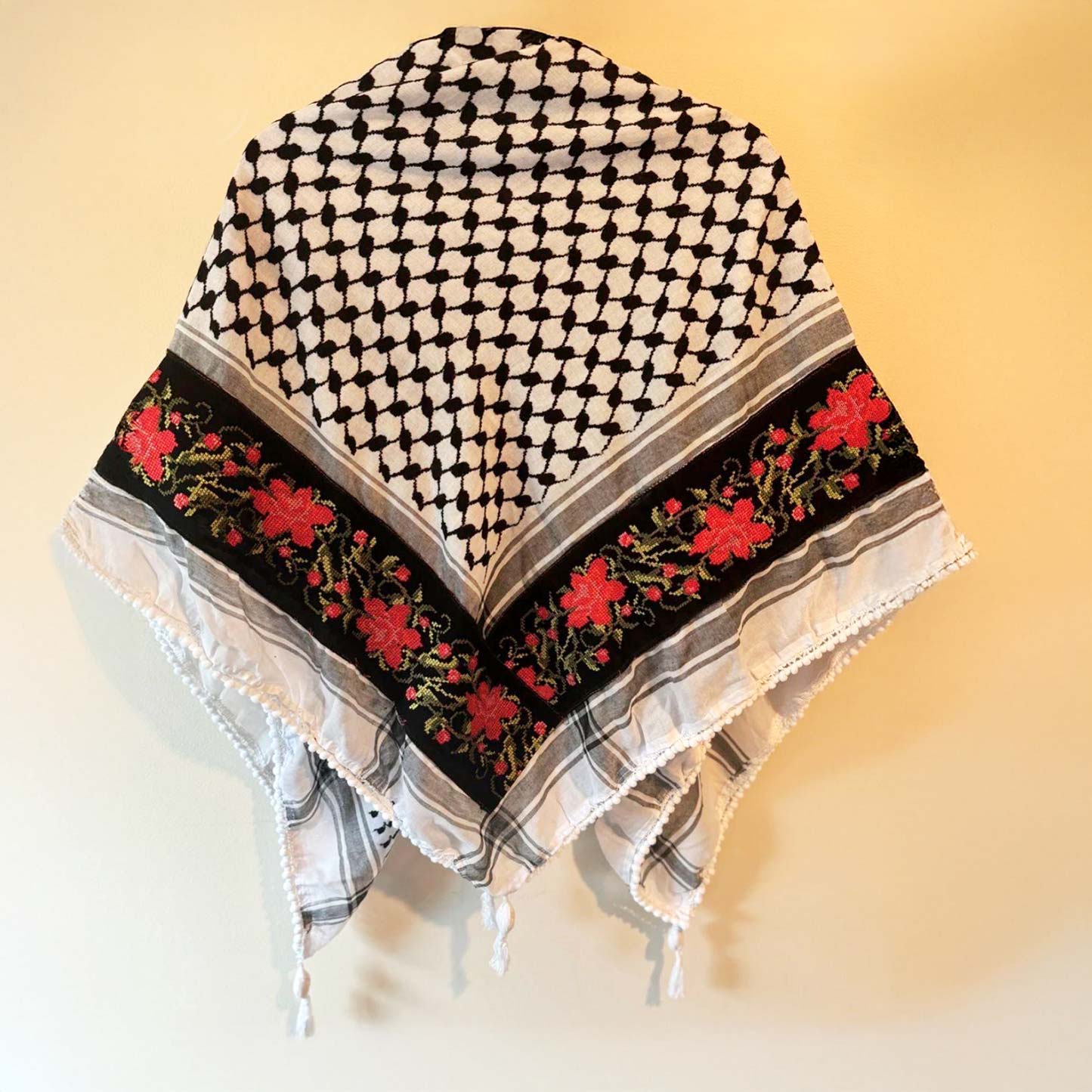 roses-tatreez-orginal-keffiyeh