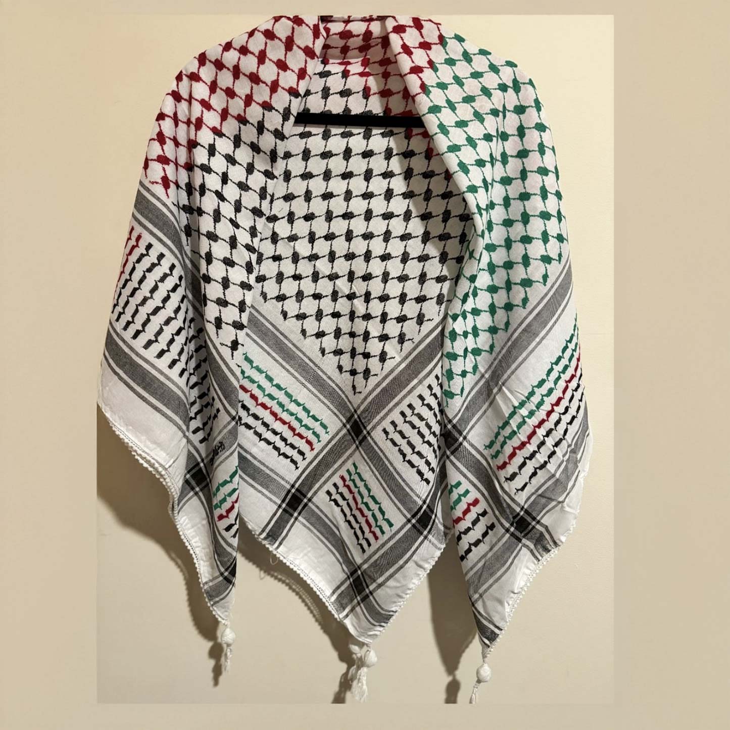 palestinian-flag-colors-keffiyeh